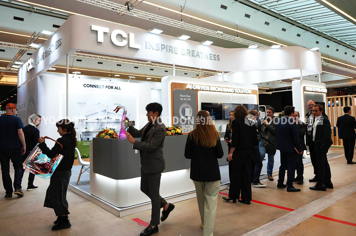 TCL_法國(guó)展臺(tái)搭建